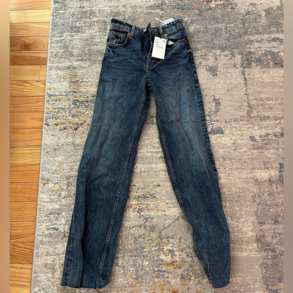 NEVER WORN ZARA JEANS